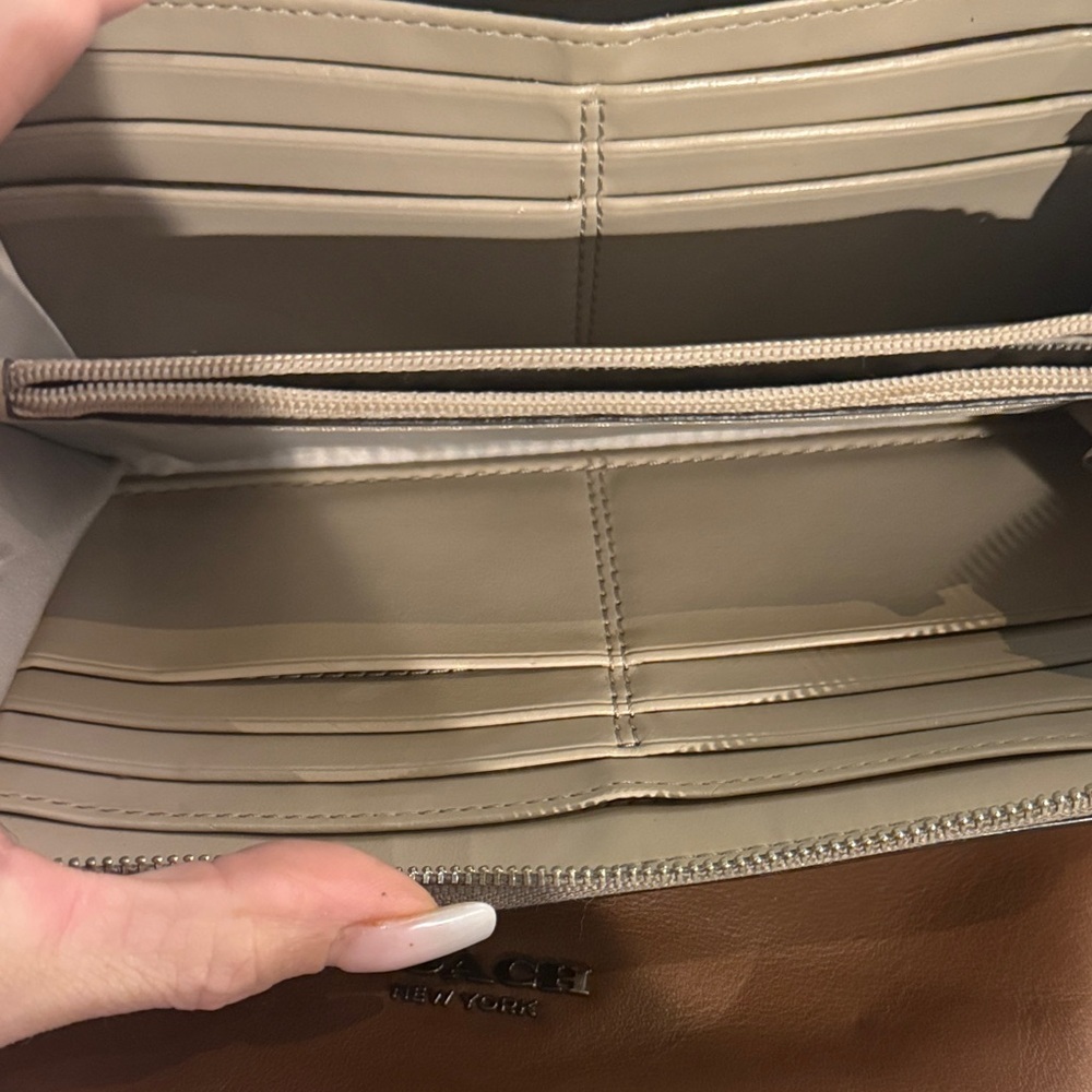Coach Metallic Gold Wristlet Wallet - Picture 7 of 7